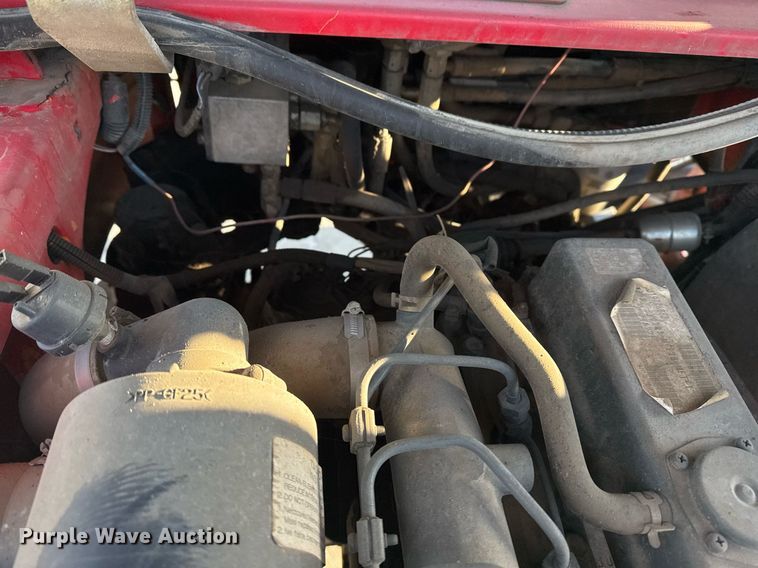 image for item EG7981 2006 Moffett M55 forklift