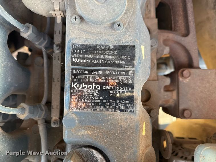 image for item EG7981 2006 Moffett M55 forklift