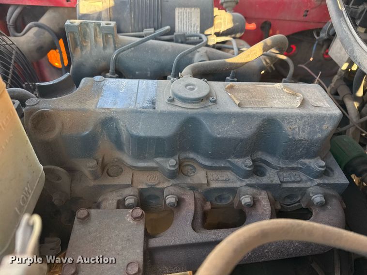 image for item EG7981 2006 Moffett M55 forklift