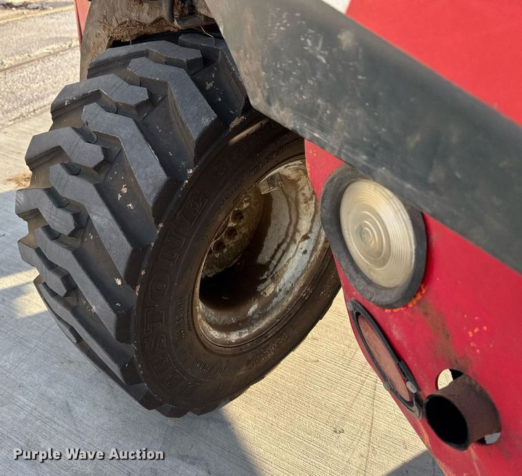 image for item EG7981 2006 Moffett M55 forklift