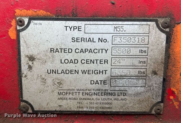 image for item EG7981 2006 Moffett M55 forklift