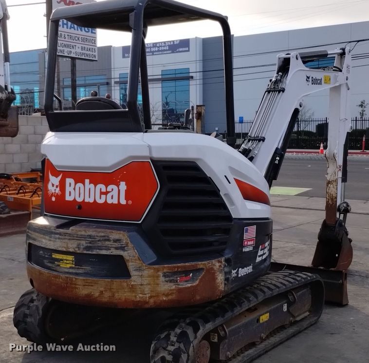image for item EH0127 2021 Bobcat E32i mini excavator