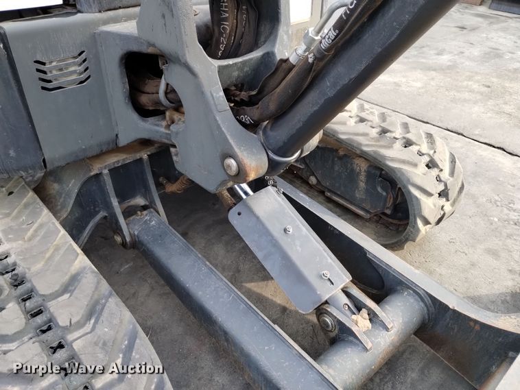 image for item EH0127 2021 Bobcat E32i mini excavator