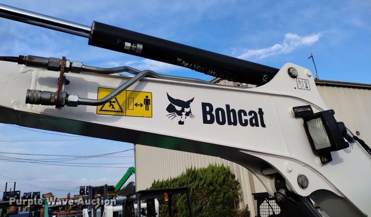 image for item EH0127 2021 Bobcat E32i mini excavator