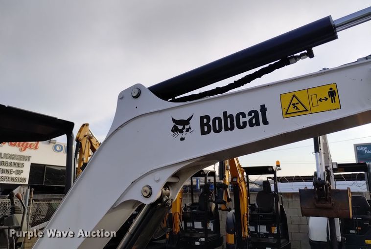 image for item EH0127 2021 Bobcat E32i mini excavator