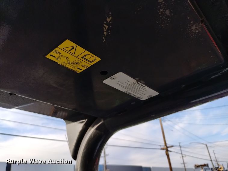 image for item EH0127 2021 Bobcat E32i mini excavator