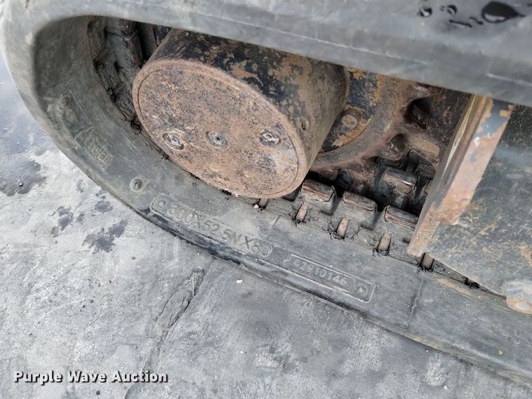 image for item EH0127 2021 Bobcat E32i mini excavator