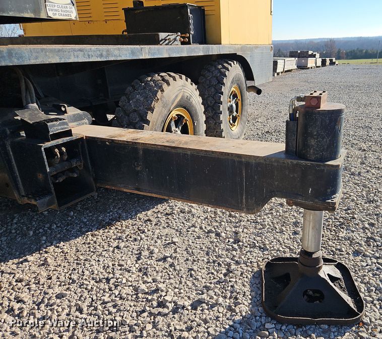 image for item EI8638 Lima 700-TC crane