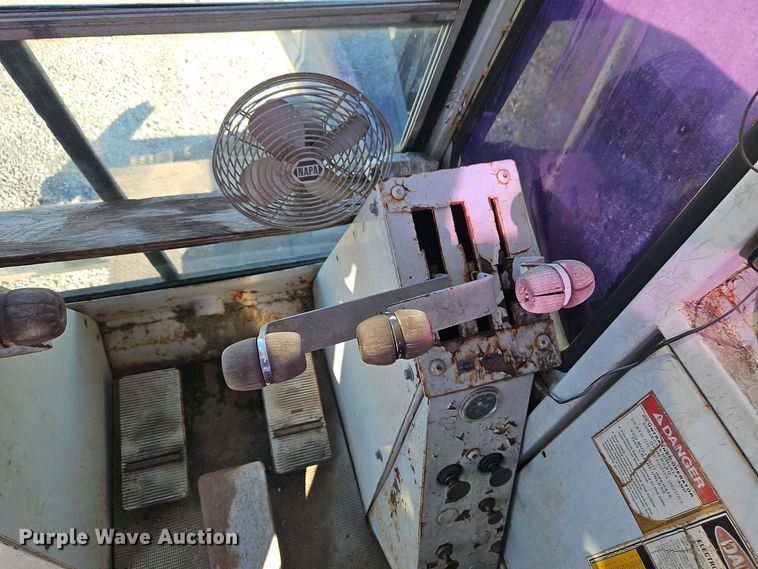 image for item EI8638 Lima 700-TC crane