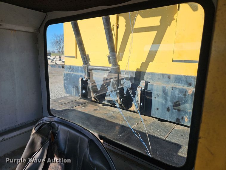 image for item EI8638 Lima 700-TC crane