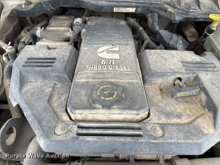 image for item EJ3206 2017 Dodge  Ram 5500HD bucket truck