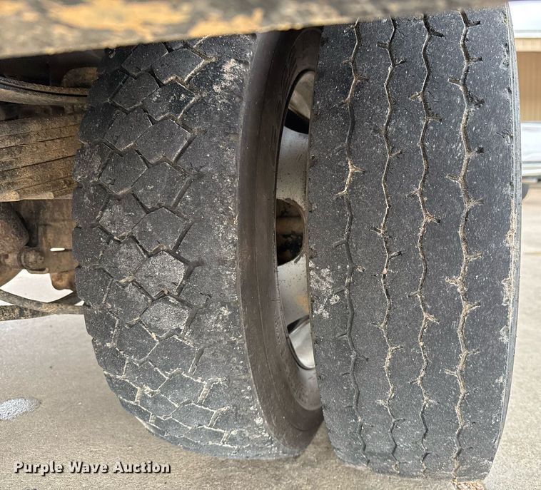 image for item EJ3206 2017 Dodge  Ram 5500HD bucket truck