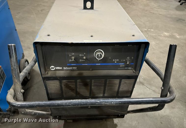 image for item EN5018 (2) Miller Deltaweld 652 welders