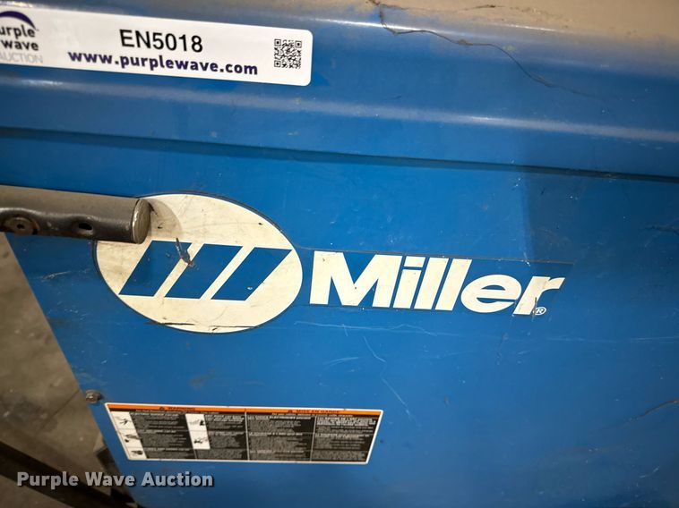image for item EN5018 (2) Miller Deltaweld 652 welders