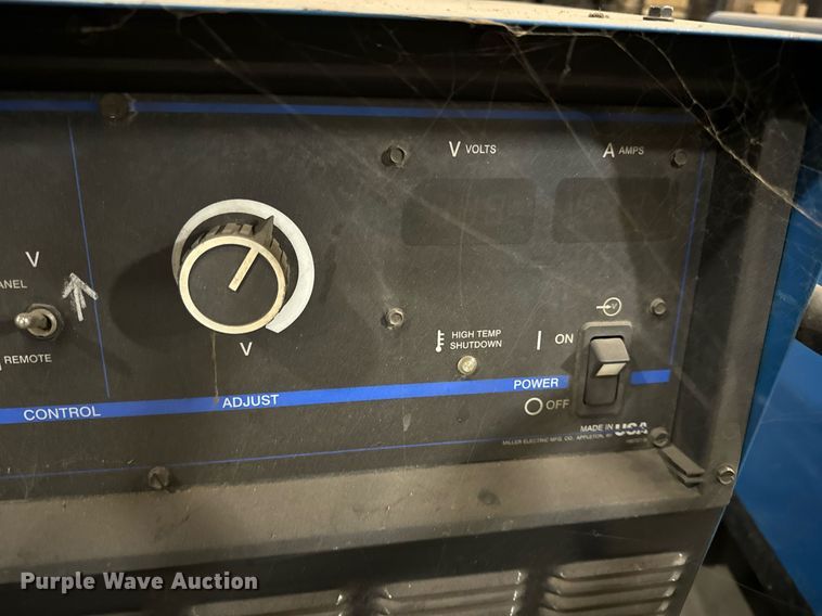 image for item EN5018 (2) Miller Deltaweld 652 welders