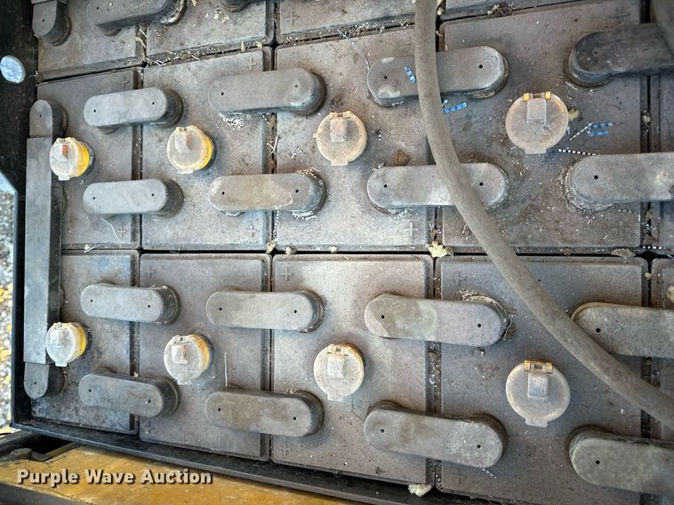 image for item EN5019 Yale ERC050ZFN36SE084 forklift