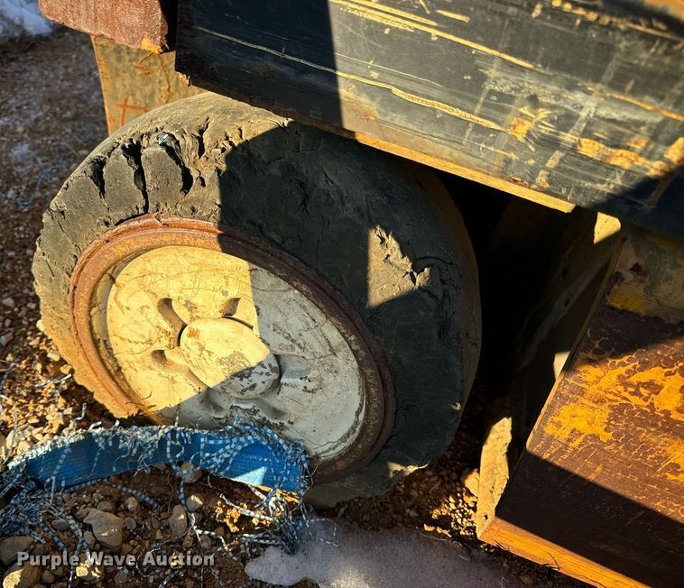 image for item EN5019 Yale ERC050ZFN36SE084 forklift