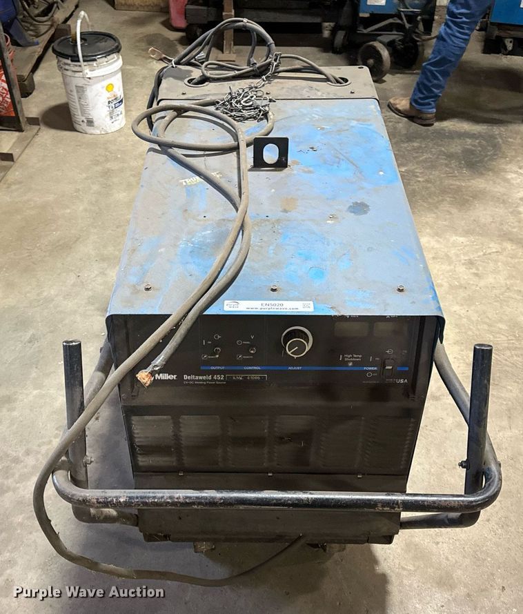 image for item EN5020 Miller Deltaweld 452 welder