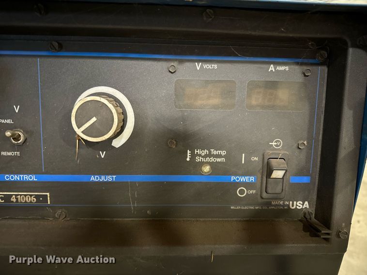 image for item EN5020 Miller Deltaweld 452 welder