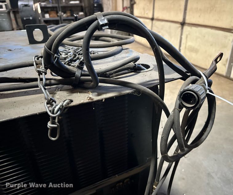 image for item EN5020 Miller Deltaweld 452 welder