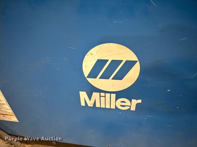 image for item EN5020 Miller Deltaweld 452 welder