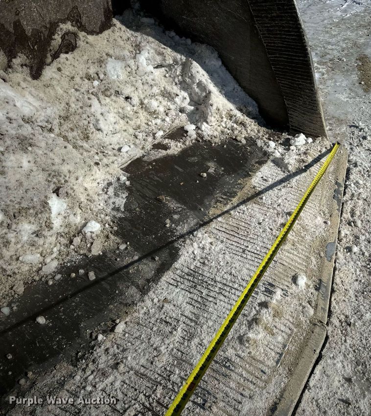 image for item EN5025 2000 Komatsu WA600-3L wheel loader