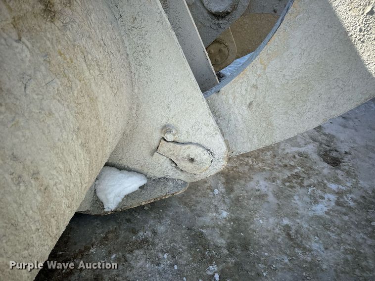 image for item EN5025 2000 Komatsu WA600-3L wheel loader