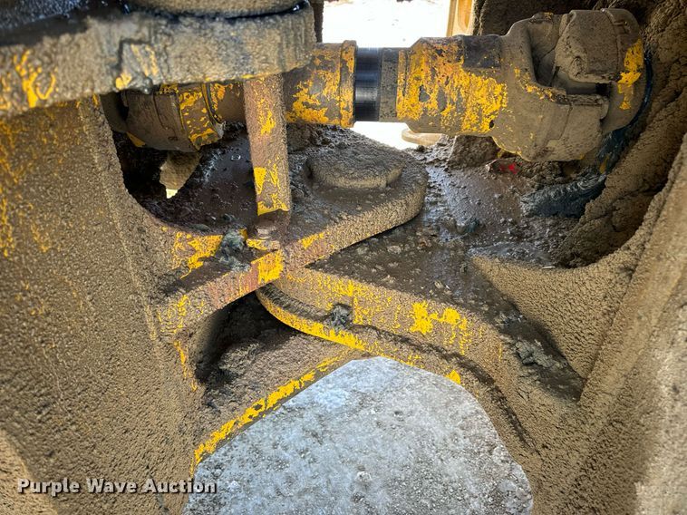 image for item EN5025 2000 Komatsu WA600-3L wheel loader
