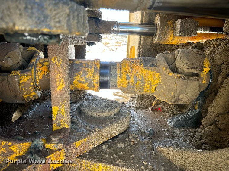 image for item EN5025 2000 Komatsu WA600-3L wheel loader