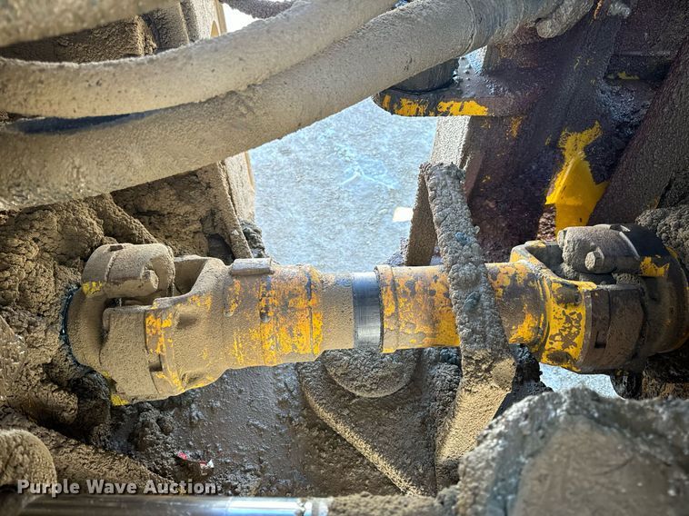 image for item EN5025 2000 Komatsu WA600-3L wheel loader