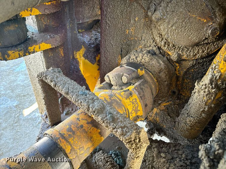 image for item EN5025 2000 Komatsu WA600-3L wheel loader