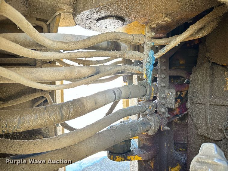 image for item EN5025 2000 Komatsu WA600-3L wheel loader