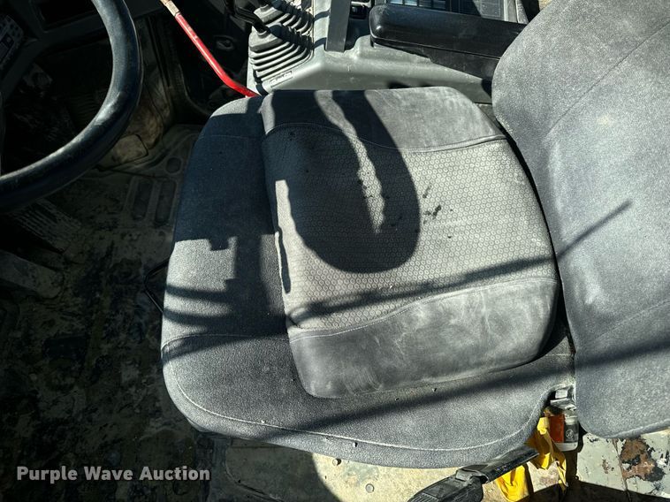 image for item EN5025 2000 Komatsu WA600-3L wheel loader