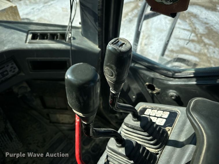 image for item EN5025 2000 Komatsu WA600-3L wheel loader