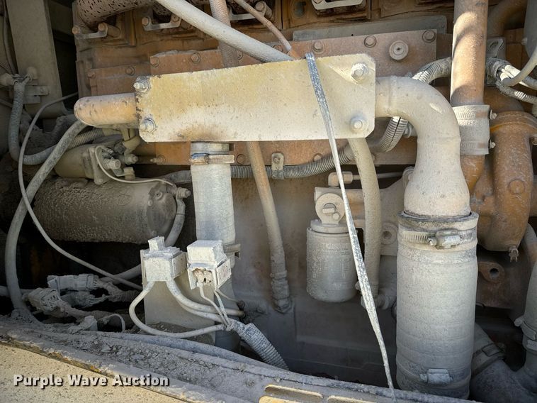 image for item EN5025 2000 Komatsu WA600-3L wheel loader