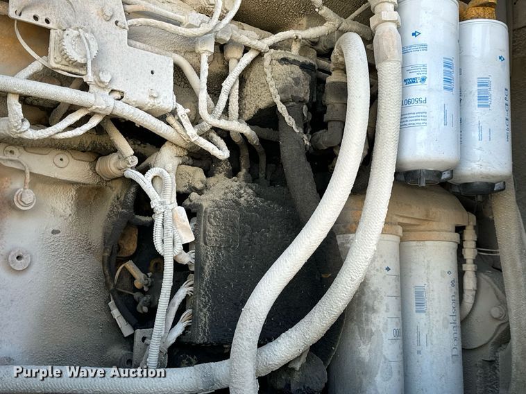 image for item EN5025 2000 Komatsu WA600-3L wheel loader