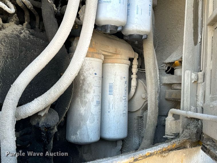 image for item EN5025 2000 Komatsu WA600-3L wheel loader