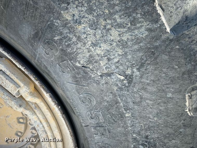 image for item EN5025 2000 Komatsu WA600-3L wheel loader