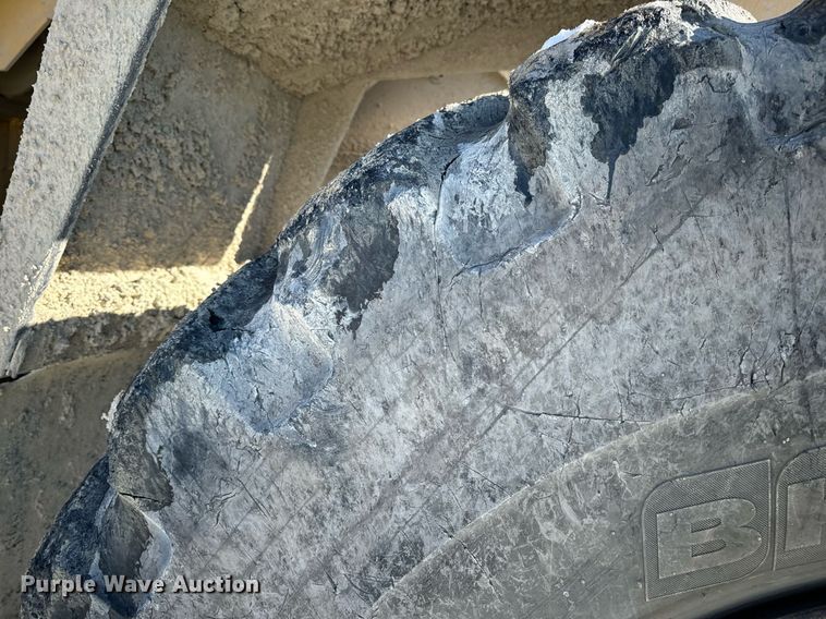 image for item EN5025 2000 Komatsu WA600-3L wheel loader