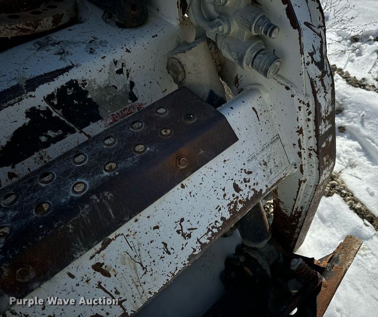 image for item EN5026 2003 Bobcat S185 skid steer loader