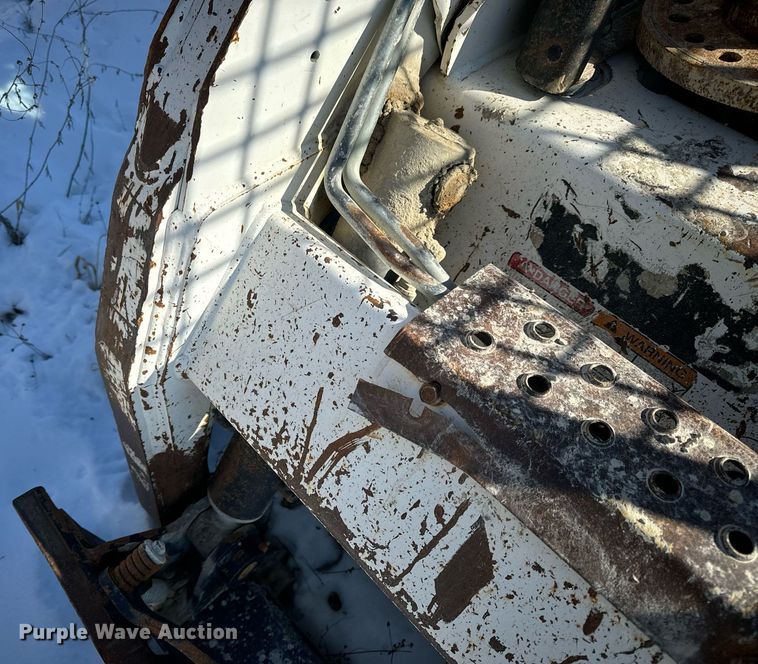 image for item EN5026 2003 Bobcat S185 skid steer loader