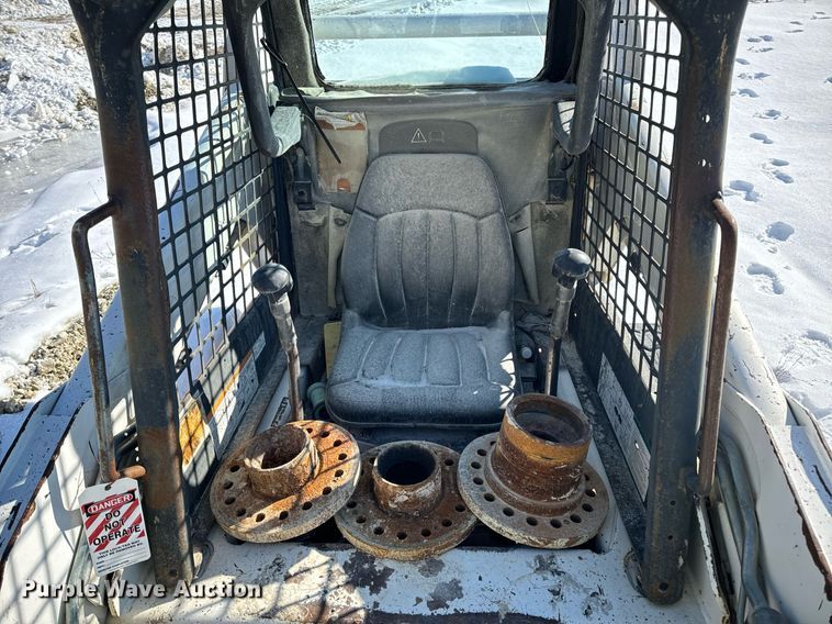 image for item EN5026 2003 Bobcat S185 skid steer loader