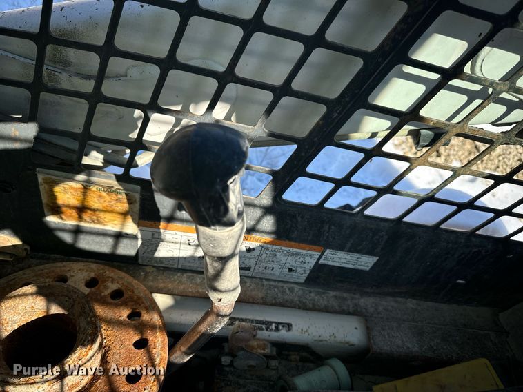 image for item EN5026 2003 Bobcat S185 skid steer loader