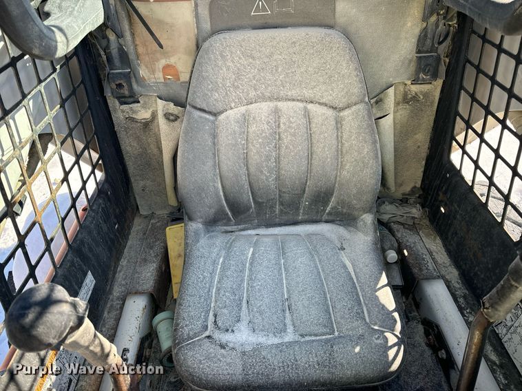 image for item EN5026 2003 Bobcat S185 skid steer loader