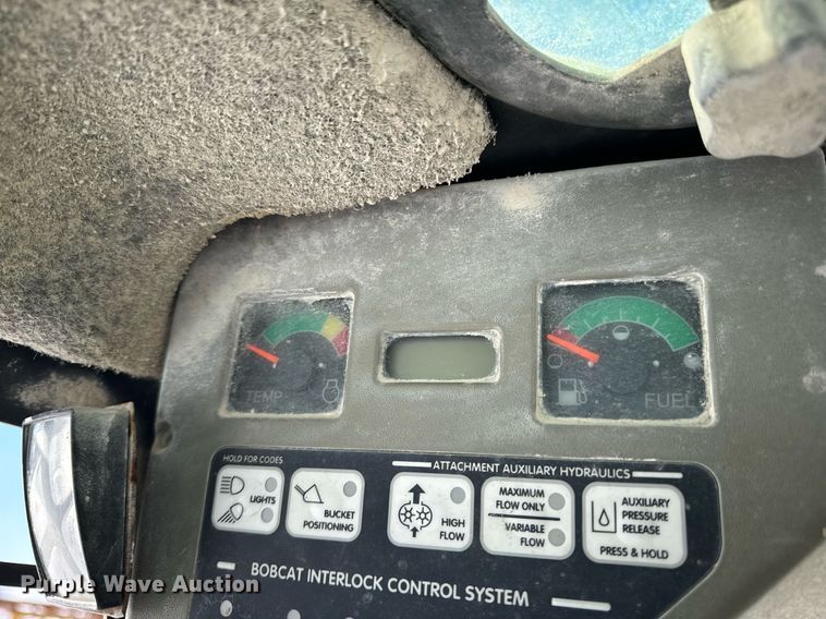 image for item EN5026 2003 Bobcat S185 skid steer loader