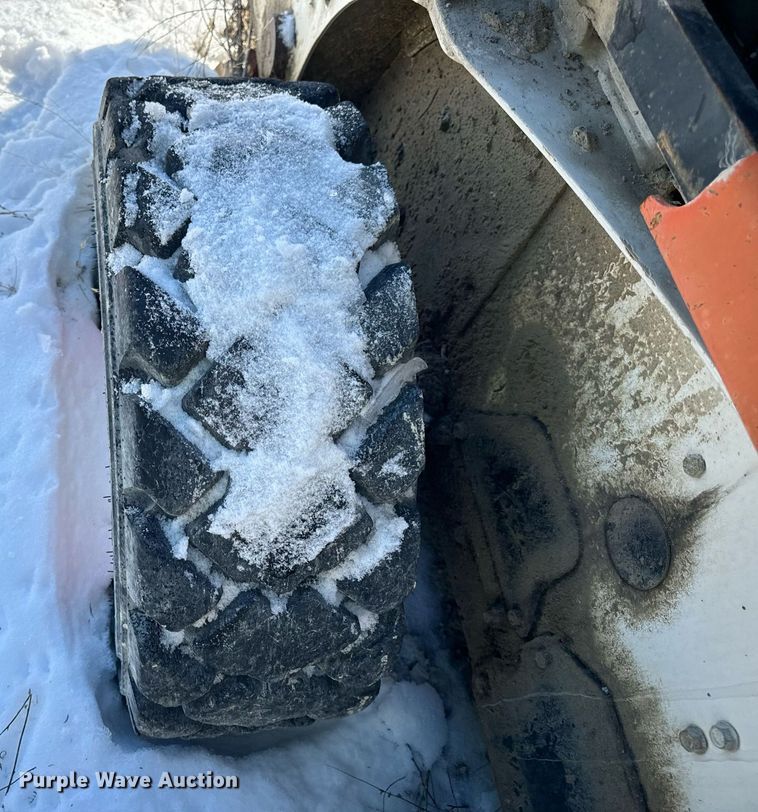image for item EN5026 2003 Bobcat S185 skid steer loader