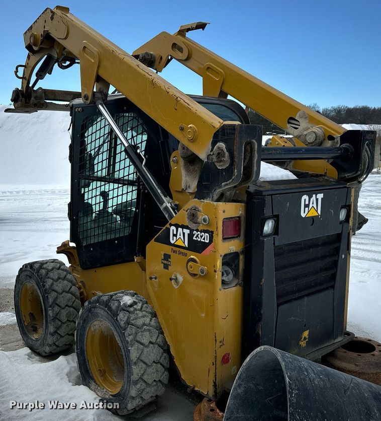 image for item EN5027 2016 Caterpillar 232D skid steer loader