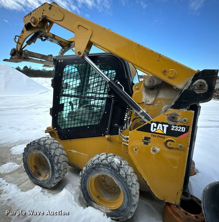 image for item EN5027 2016 Caterpillar 232D skid steer loader