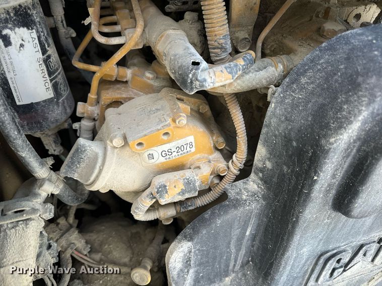 image for item EN5027 2016 Caterpillar 232D skid steer loader