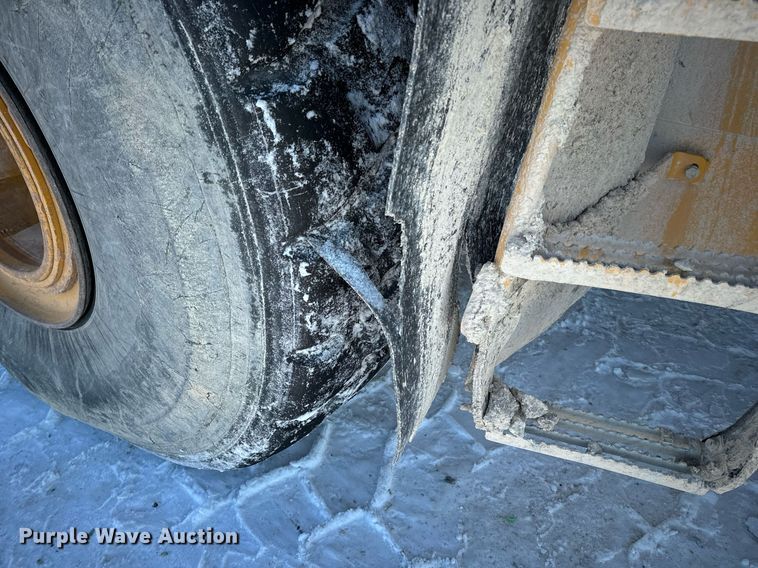 image for item EN5029 2012 John Deere 844K-II wheel loader